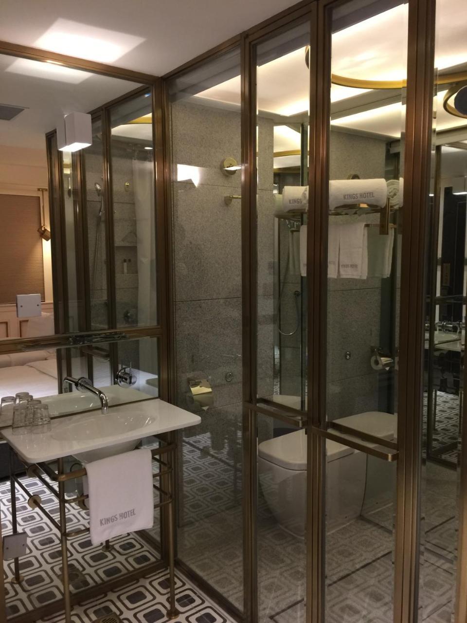 King's Hotel 3*